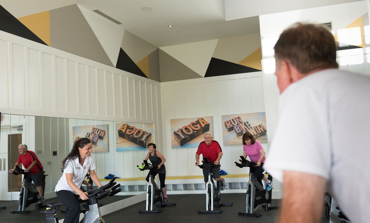 Group Fitness with Spin Class