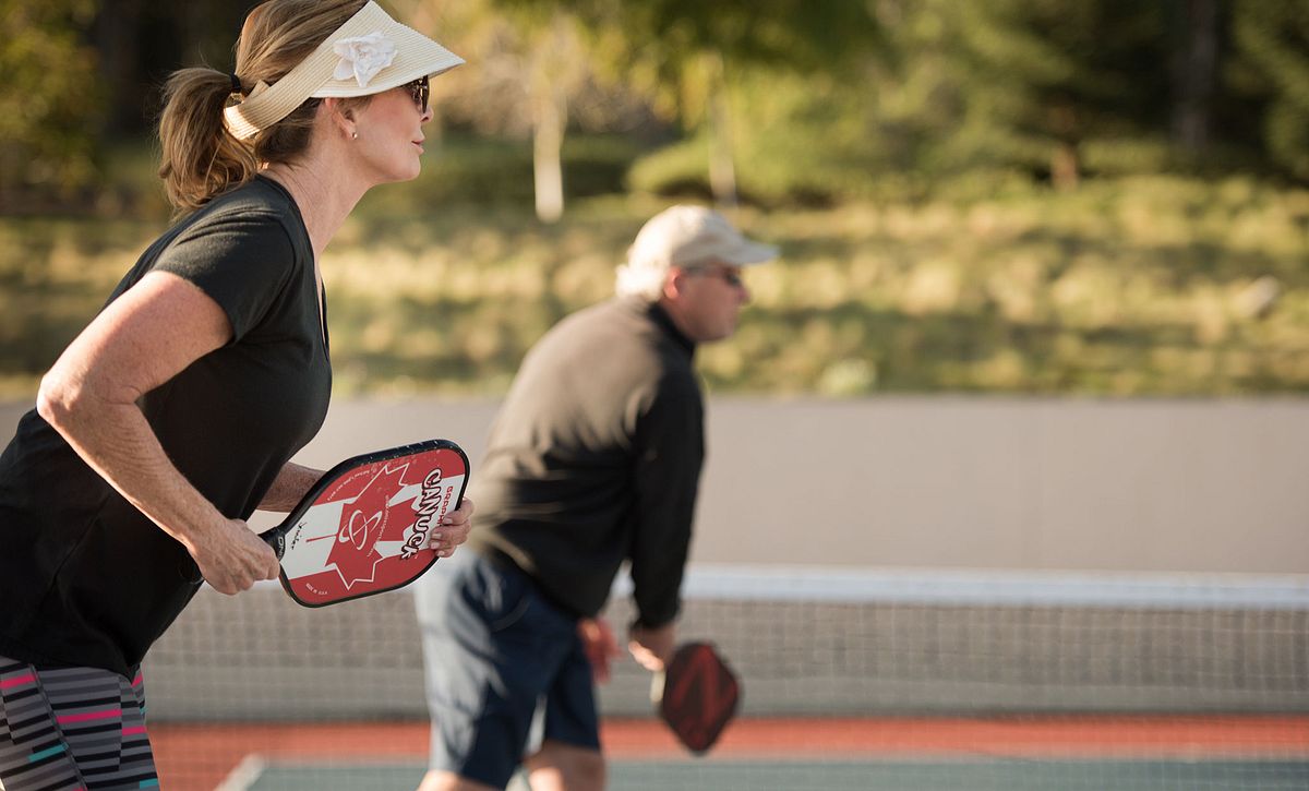 Trilogy Monarch Dunes Homeowners Playing Pickleball